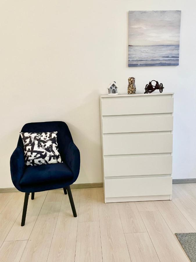 White Apartment Near The Famous New York Cafe Budapest Extérieur photo